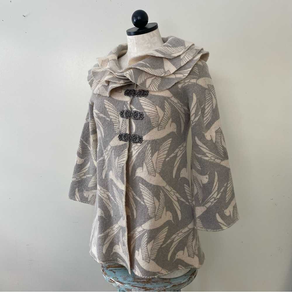 Sleeping on Snow Cardigan Sweater Dove’s Flight Anthropologie Wool Birds XS